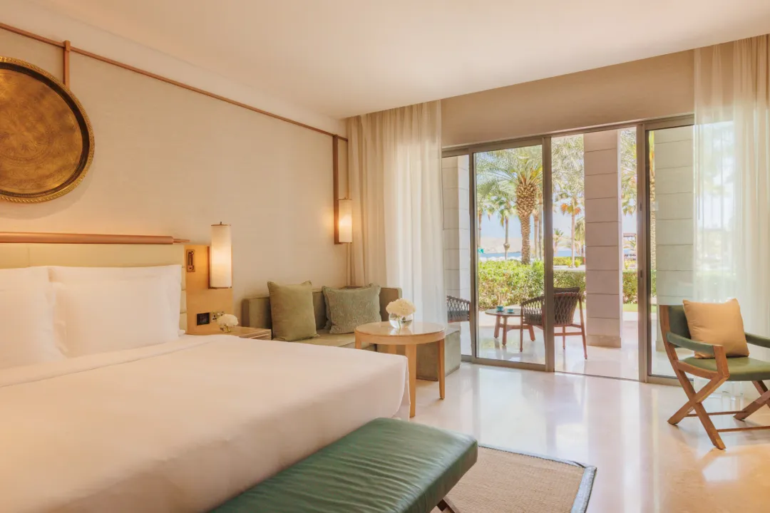 Jumeirah-Muscat-Bay-Deluxe-Garden-Room-View