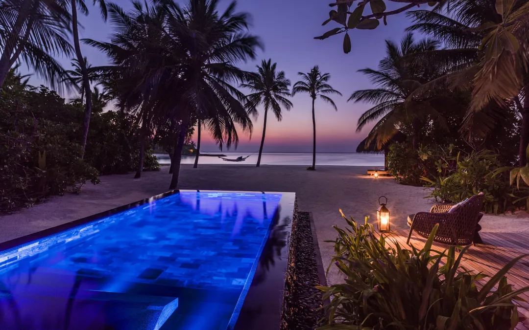 One-and-Only-Reethi-Rah-Beach-Villa-with-Pool-Outdoor-Pool