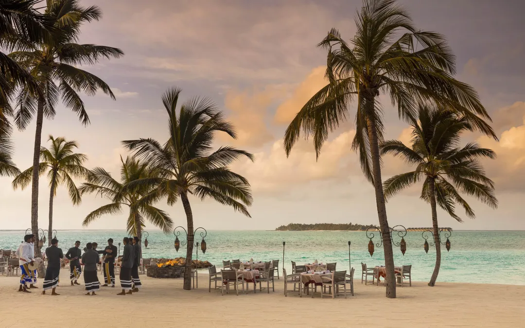 One-and-Only-Reethi-Rah-Restaurant-Fanditha