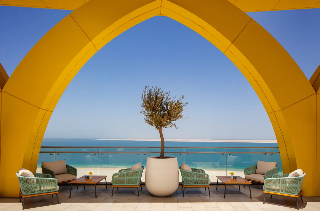 Centara Mirag Resort Dubai - Sheesh Restaurant Outdoor Seating