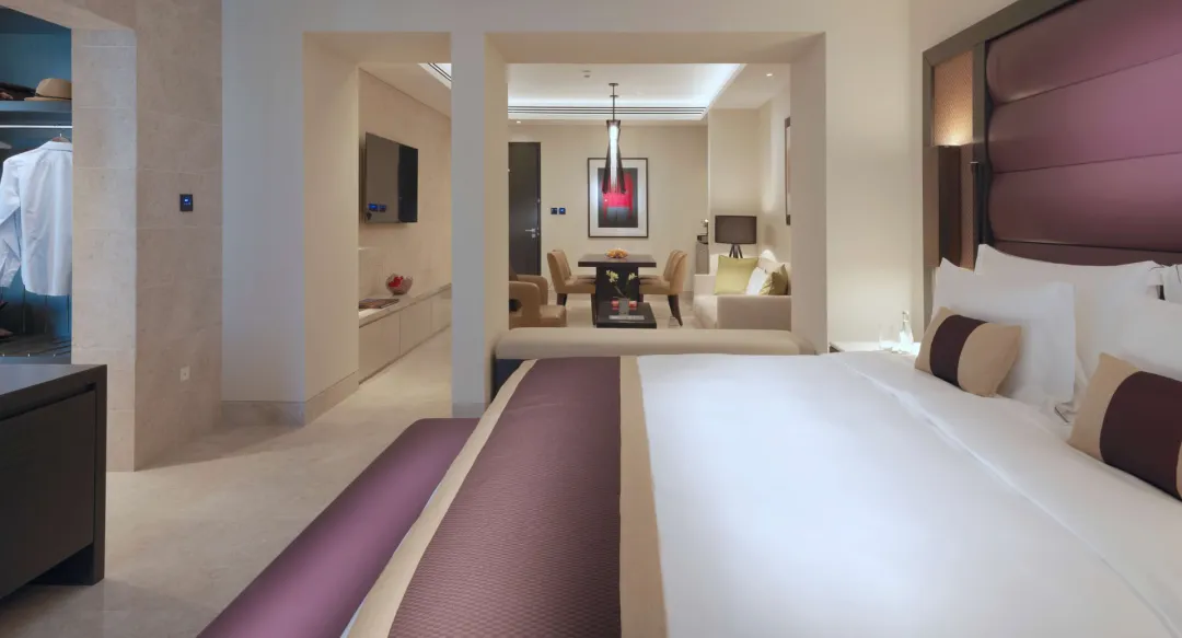 Kempinski-Hotel-Muscat-Junior-Suite-Full-View