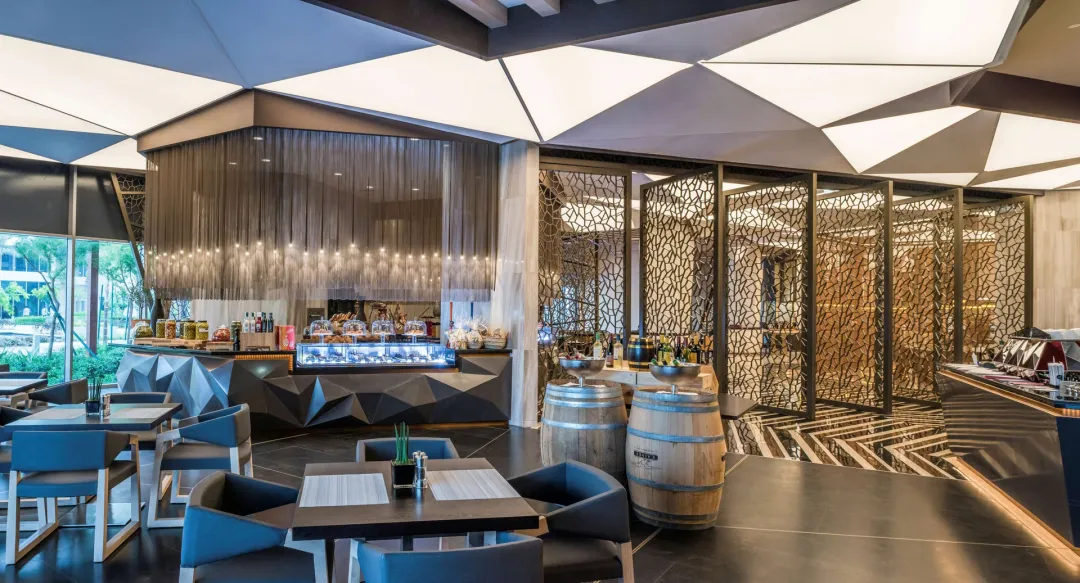 Kempinski-Hotel-Muscat-Cafe-One