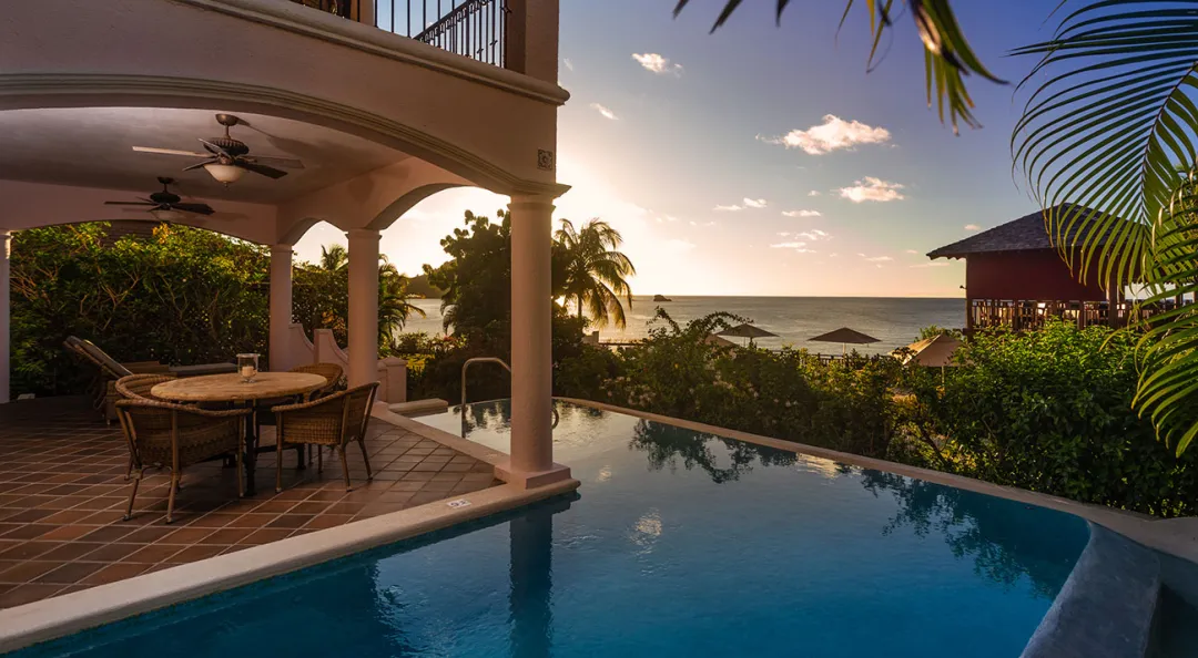 Oceanview Suite with Pool - Villa Pool with Sea View