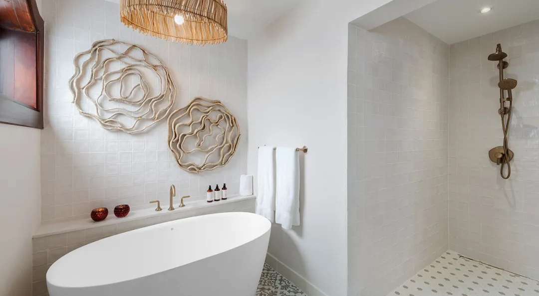 Oceanview Suite with Pool & Roof Terrace - Shower