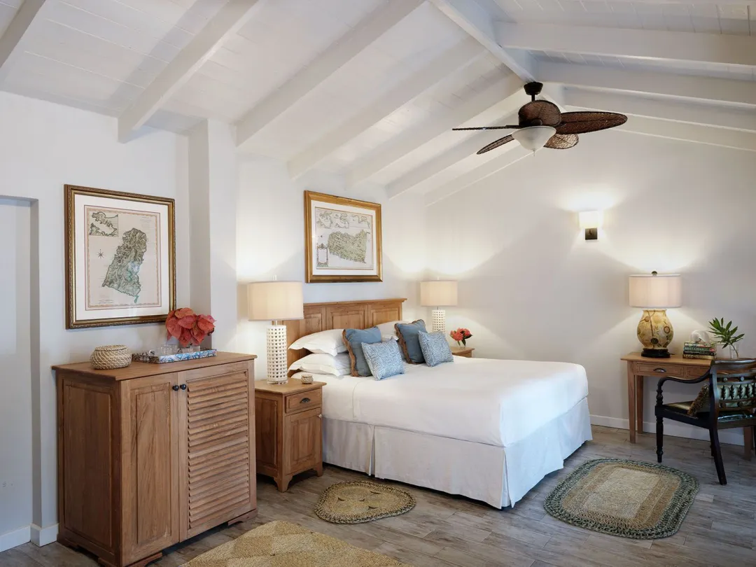 Oceanfront Suite - Bedroom