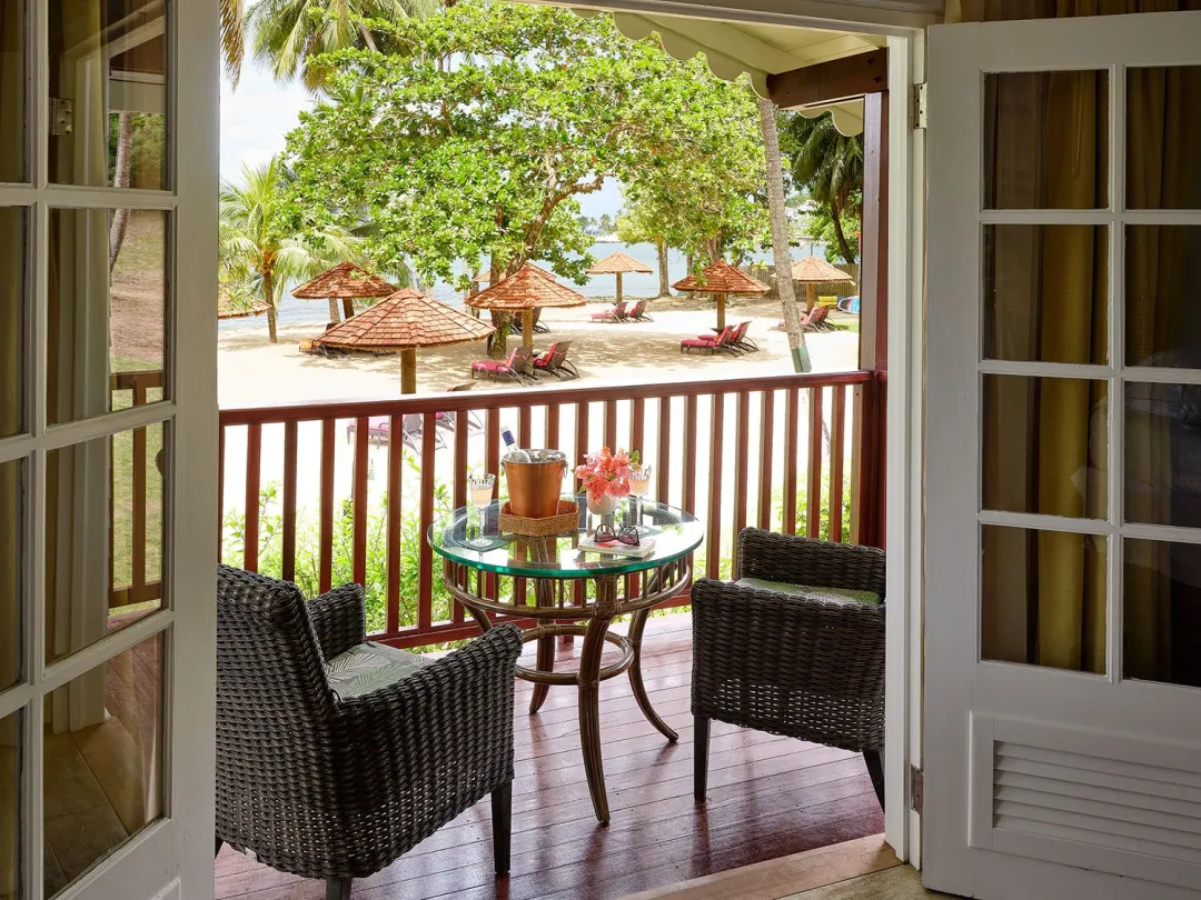 Oceanfront Room - Terrace Lounge