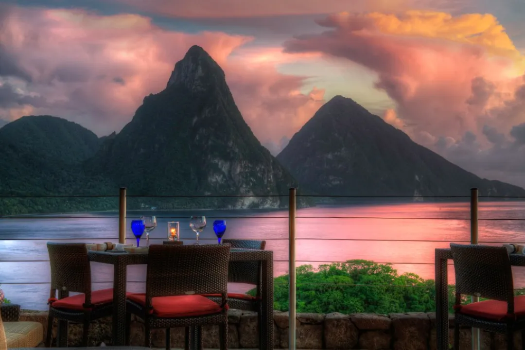 Jade Mountain St. Lucia - Dining with Mountain View