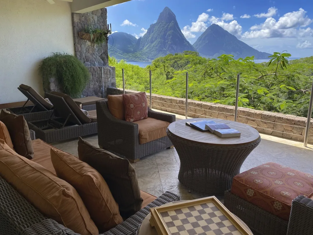 Sky Suite - Balcony Seating Aeria
