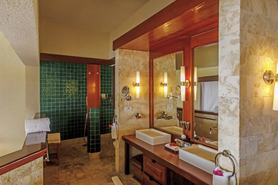 Moon Infinity Pool Sanctuary -Bathroom