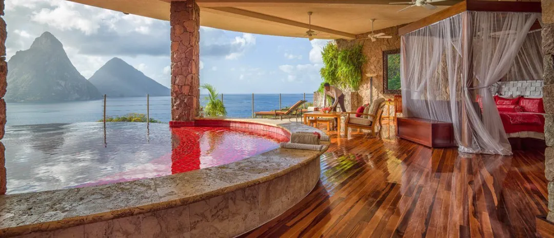 Sun Infinity Pool Sanctuary - Pool View