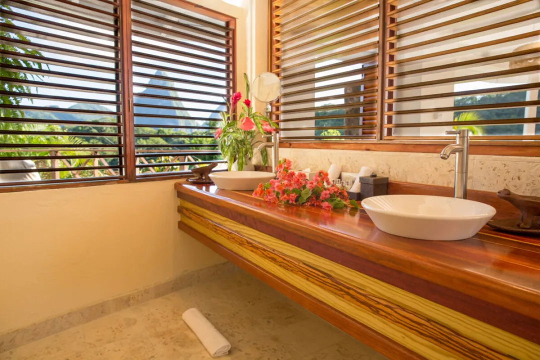 Piton Pool Suite - Bathroom