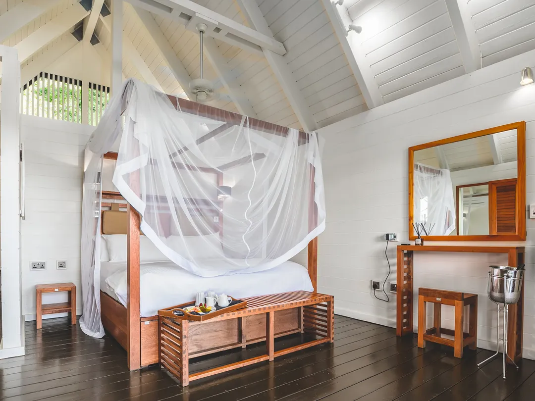 Luxe Lodge - Bedroom