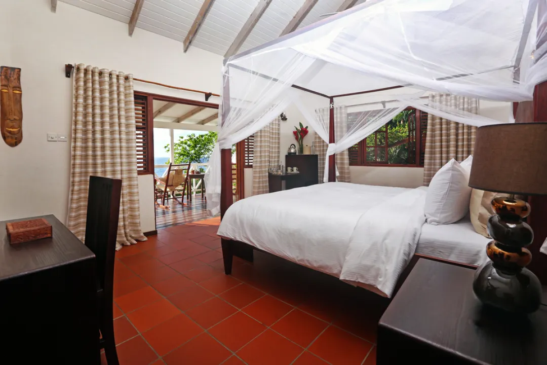 Ocean View Cottage with Pool - Bedroom