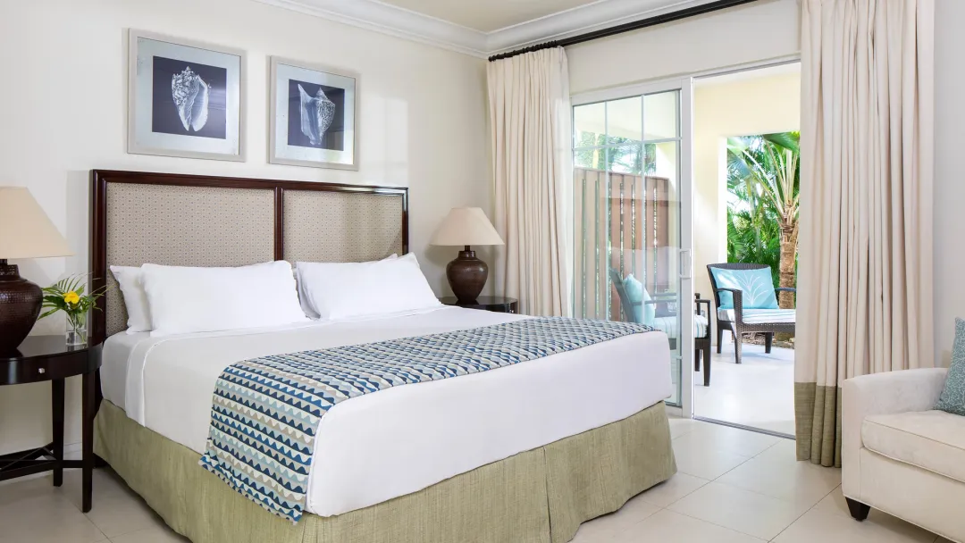 Three Bedroom Villa Suite Marina View - Bedroom