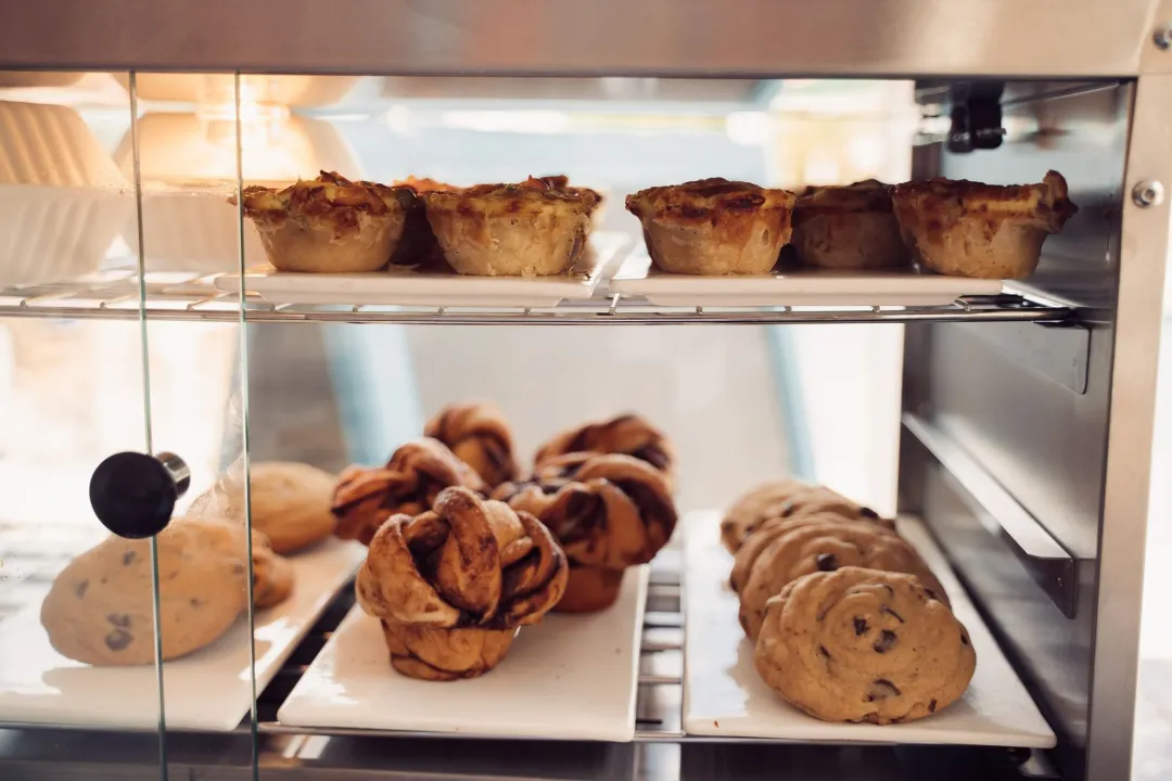 Bay Gardens Beach Resort - Aqua Vista Cafe