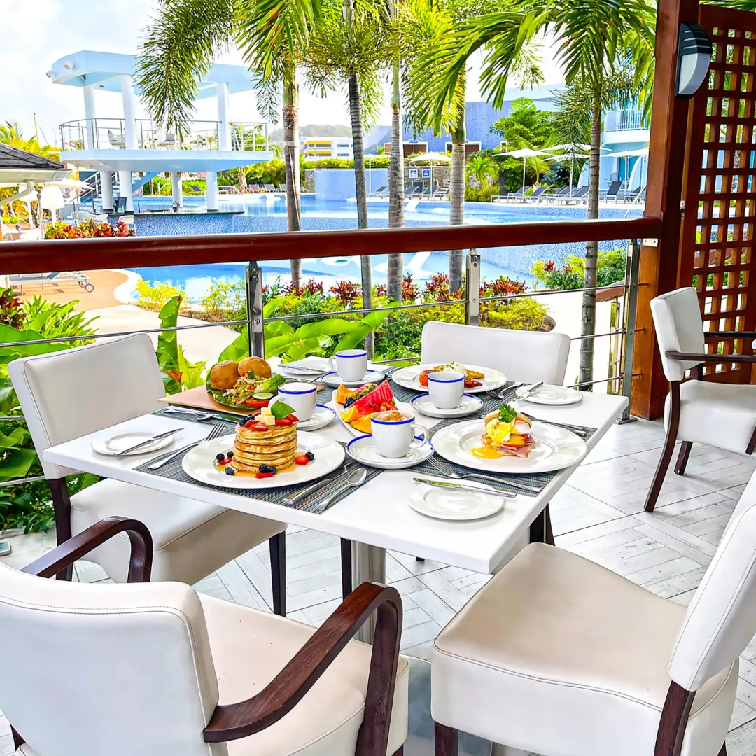 Harbor-Club-St.-Lucia-Julia_s-Outdoor-Seating-View 