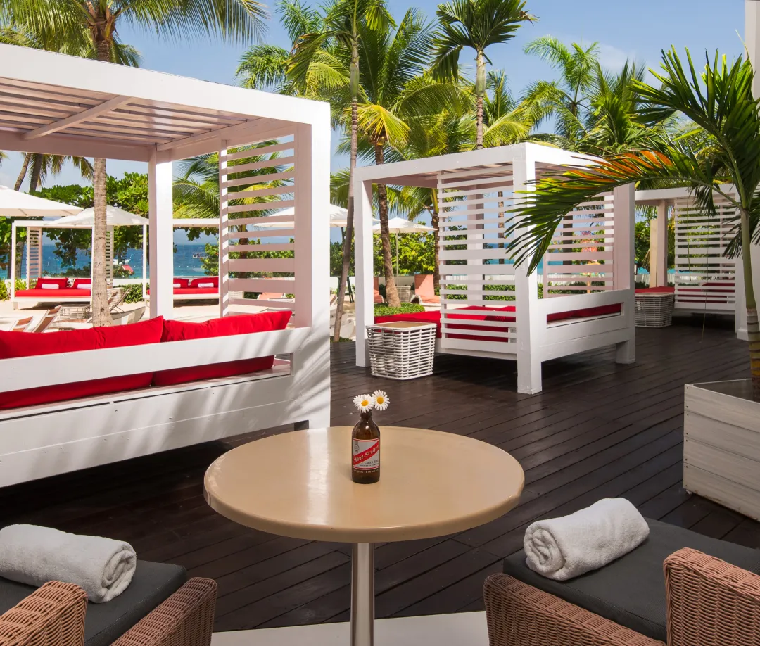 S-Hotel-Jamaica - Beach Cabanas