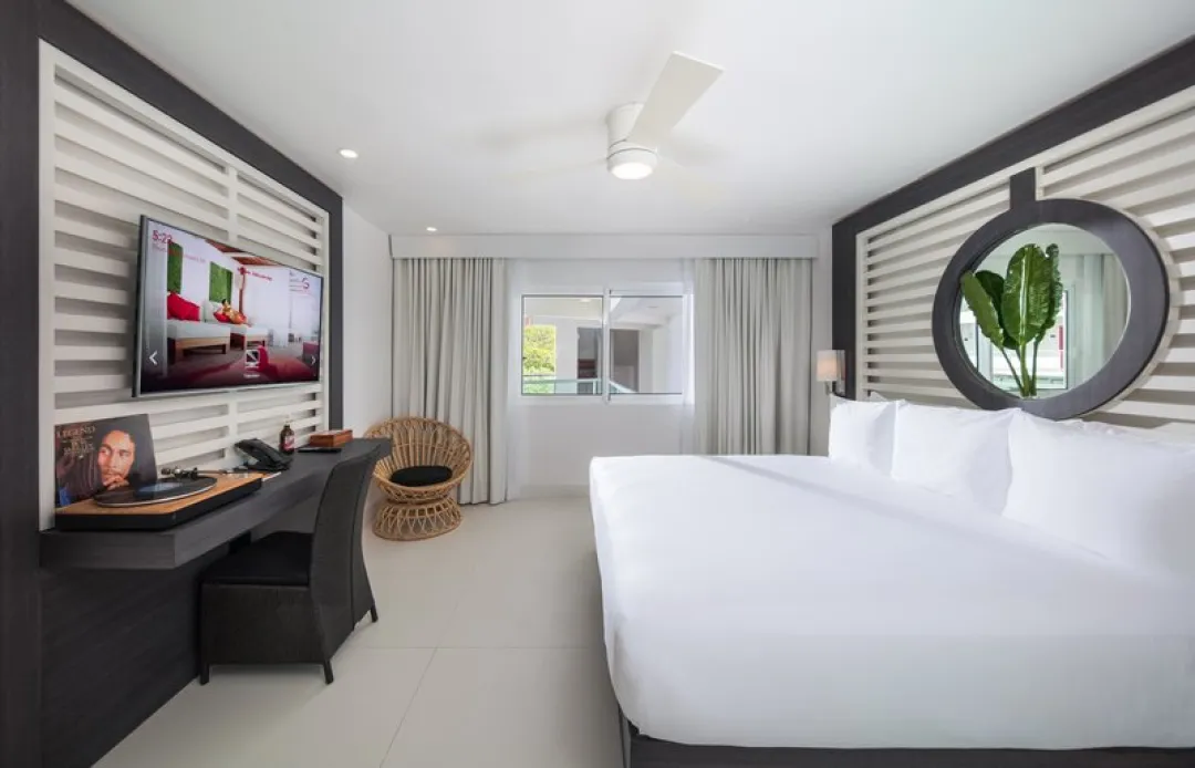 S Hotel Jamaica - Mini King Suite