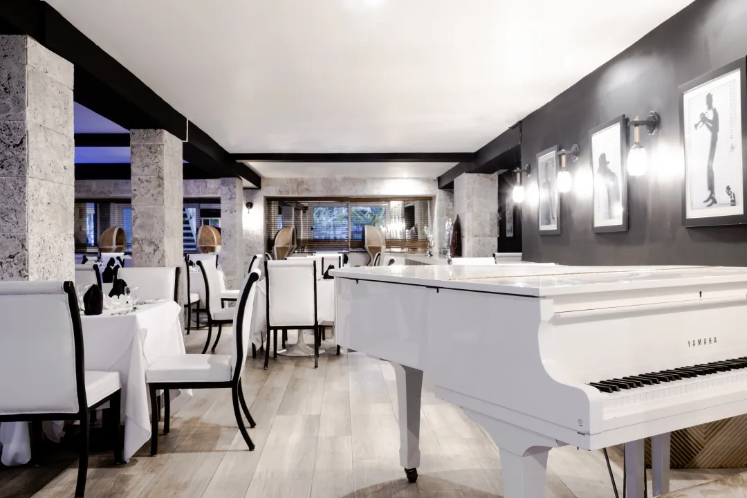 S Hotel Montego Bay - Rock Steady Restaurant