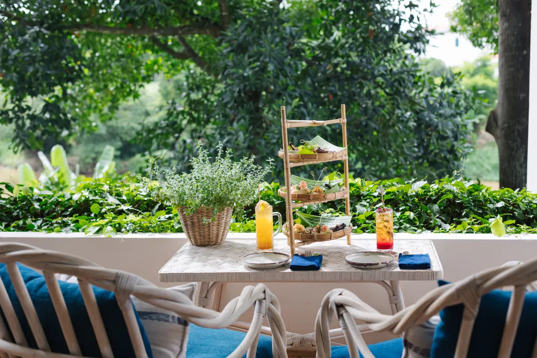 Raya Heritage -Laan Cha Tea Terrace - Garden Setting