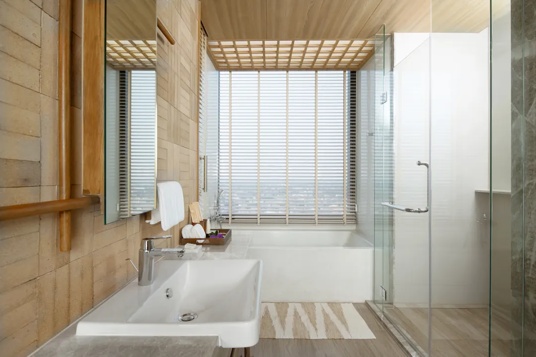 Ad Lib Hotel Khon Kaen - Deluxe Room - Bathroom