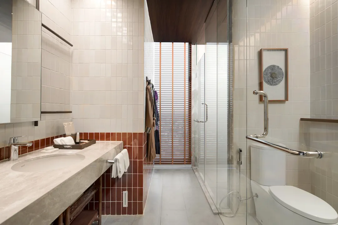 Ad Lib Hotel Khon Kaen - Premier Room - Bathroom Detail