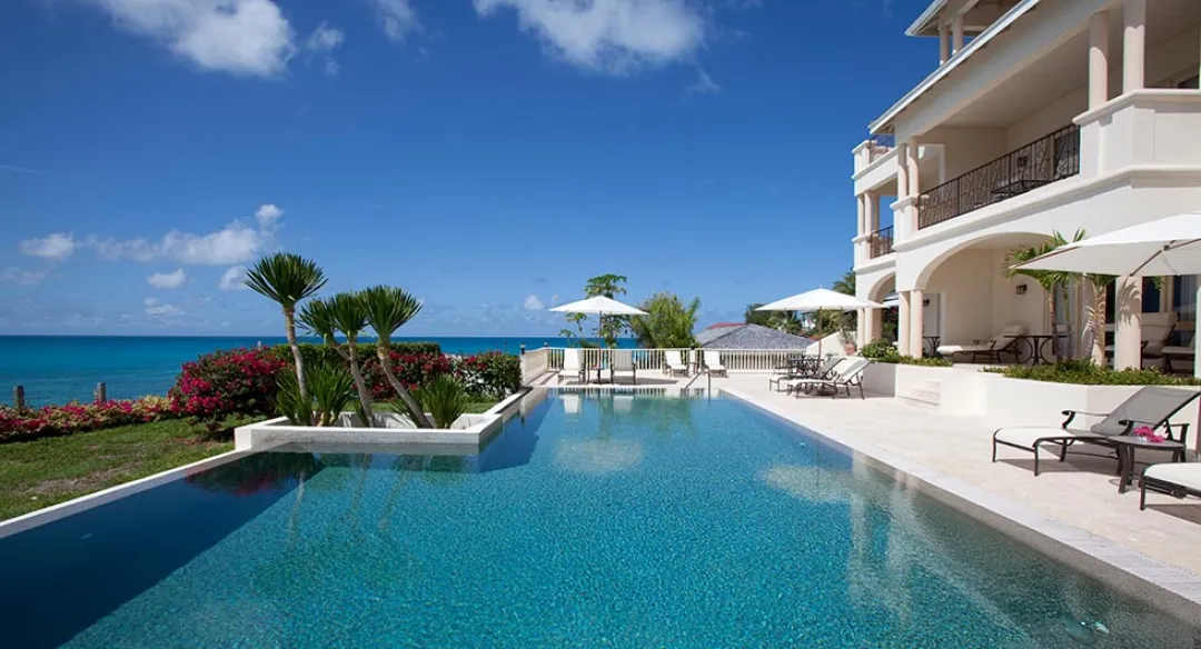 Cove Suite - Pool View