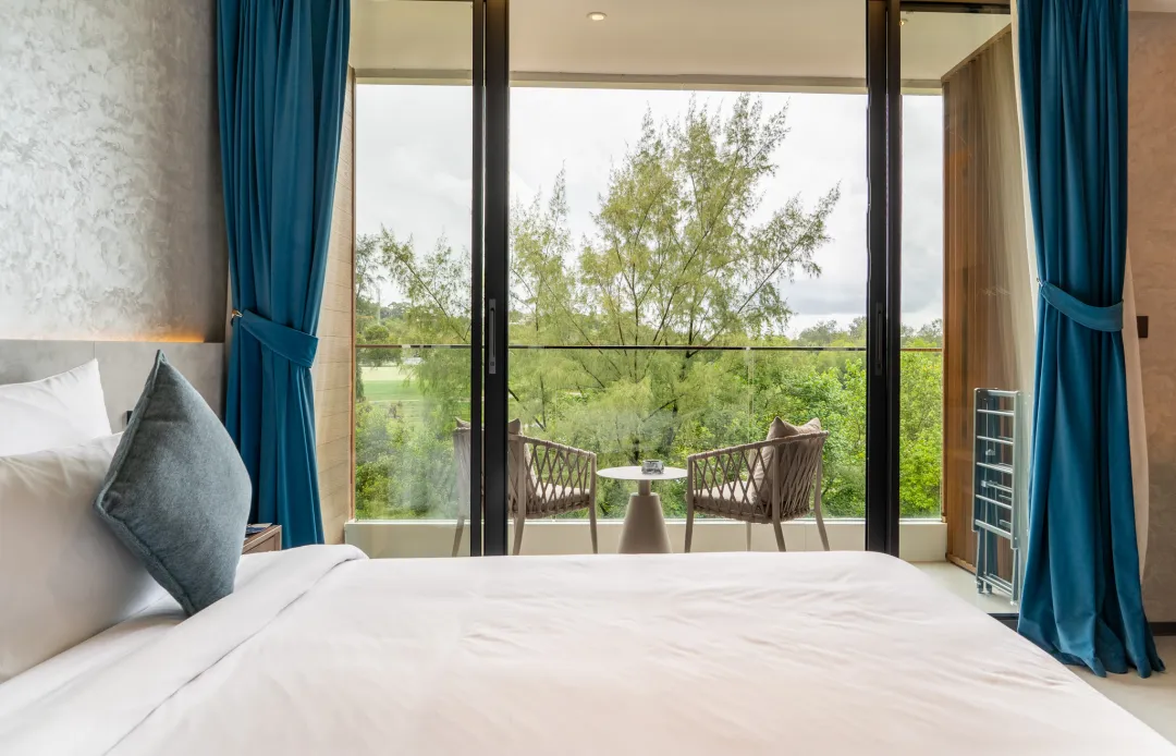 Kora Beach Resort Phuket - Deluxe Room - Balcony