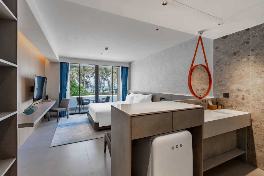 Kora Beach Resort Phuket - Premier Sea View Room - Detail