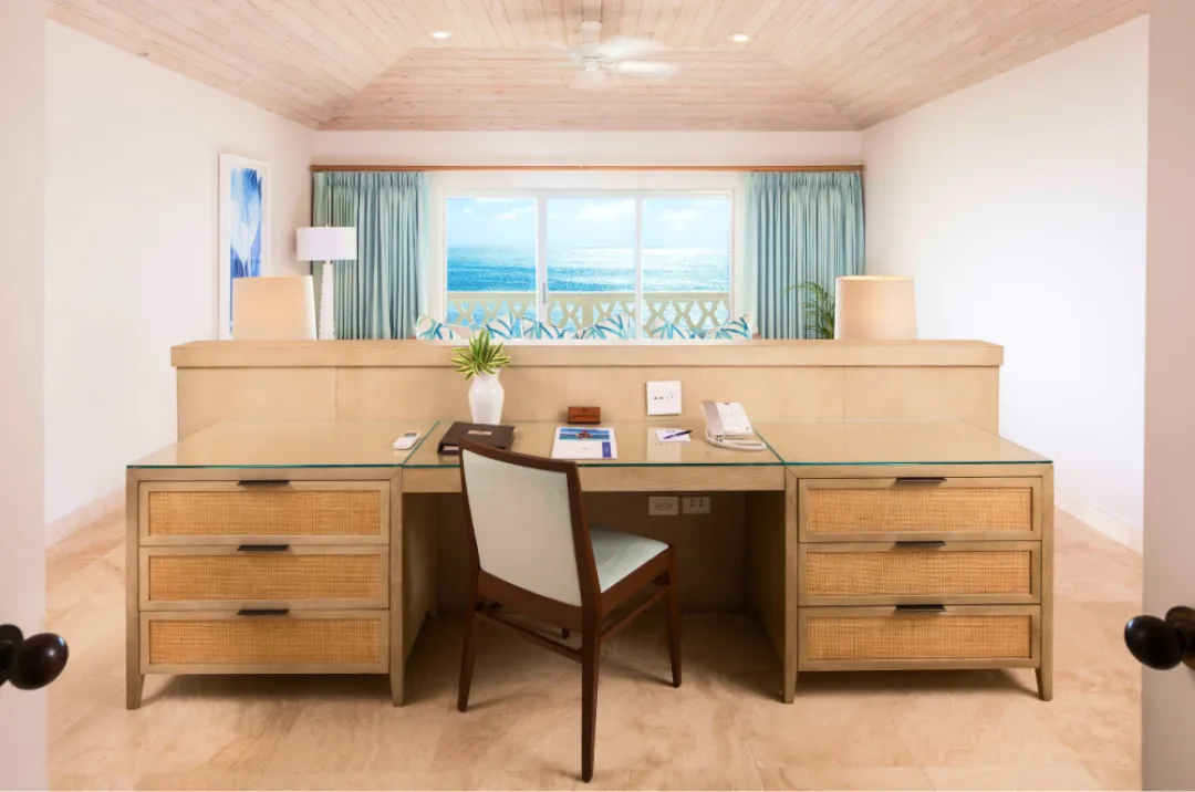 Bluff Room - Seating Aeria