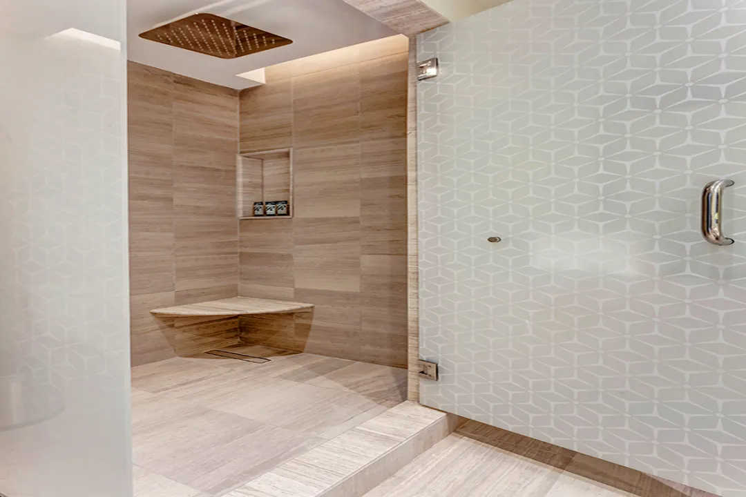 Luxury Junior Suite - Shower