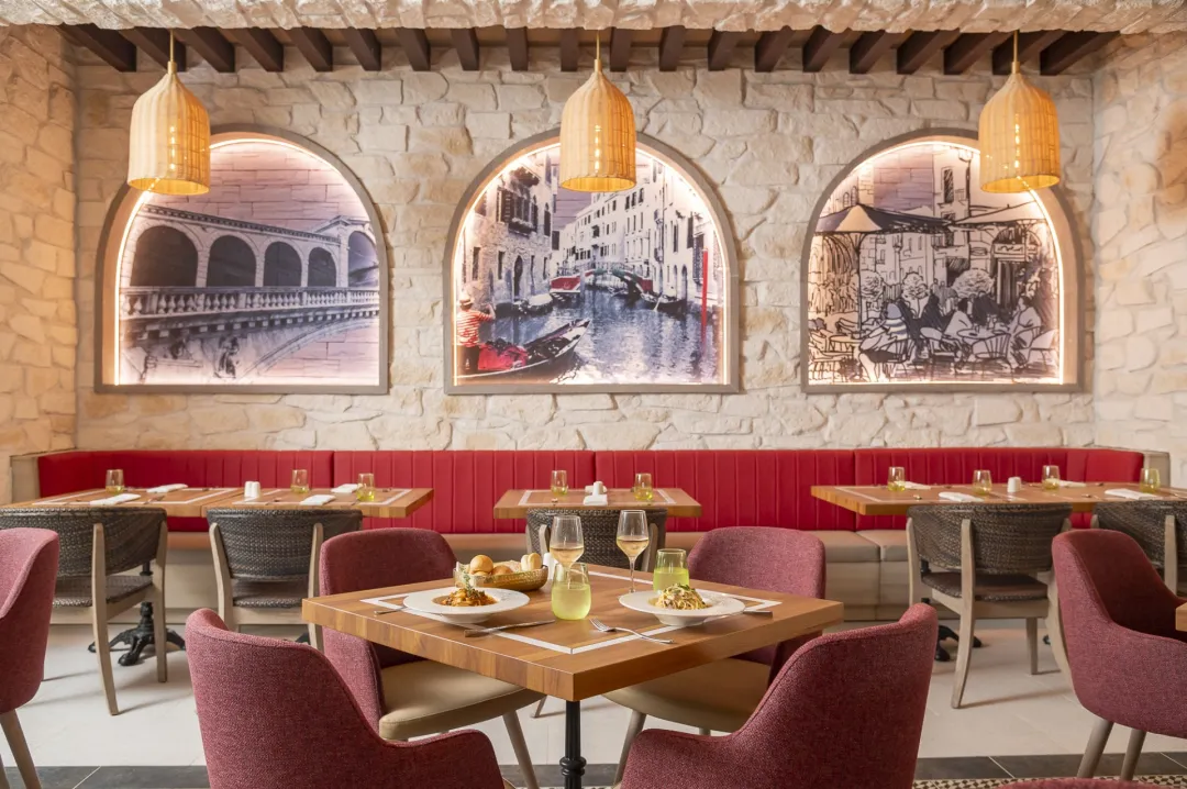 Vespa Restaurant