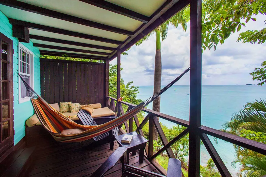 Premium View Cottage - Balcony Lounge with Sea View