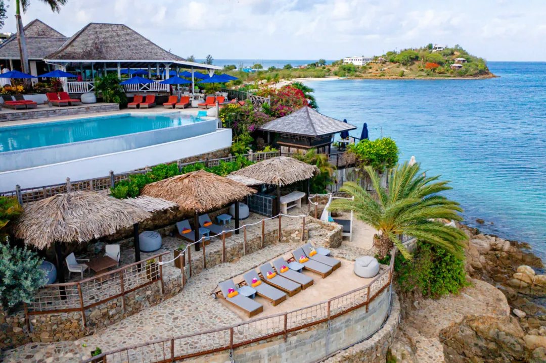 Cocobay Resort Antigua - Pool Sun Lounge