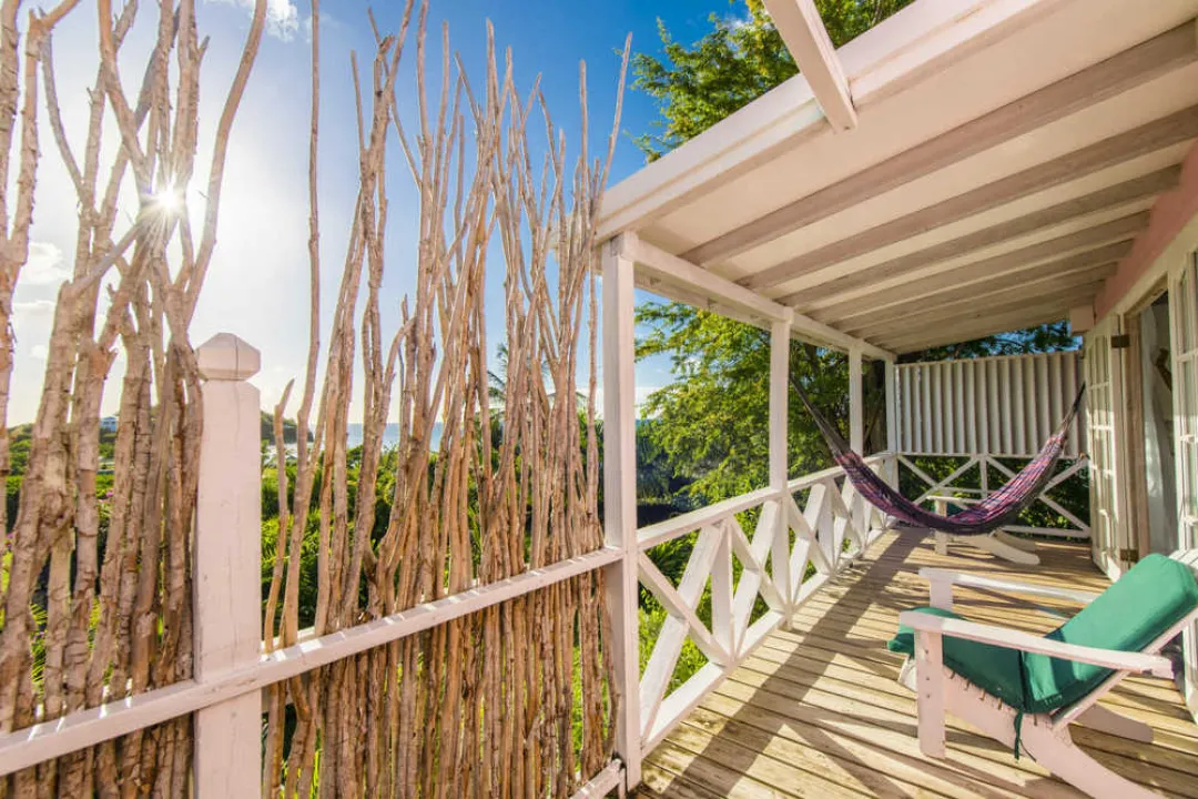 Garden View Cottage - Balcony Lounge