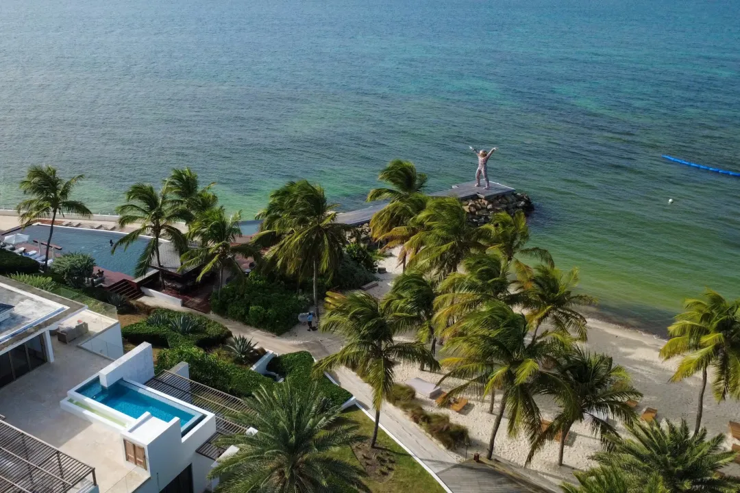 Hodges Bay Resort - Spa Aerial View