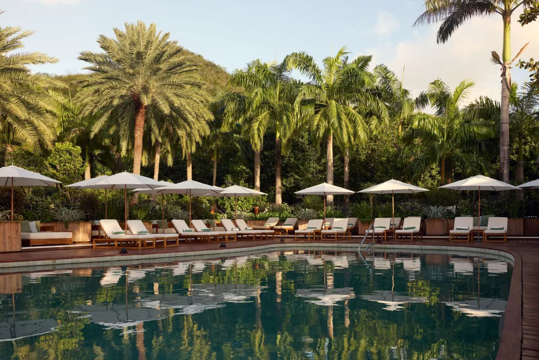 Hermitage Bay Antigua - Pool Lounge