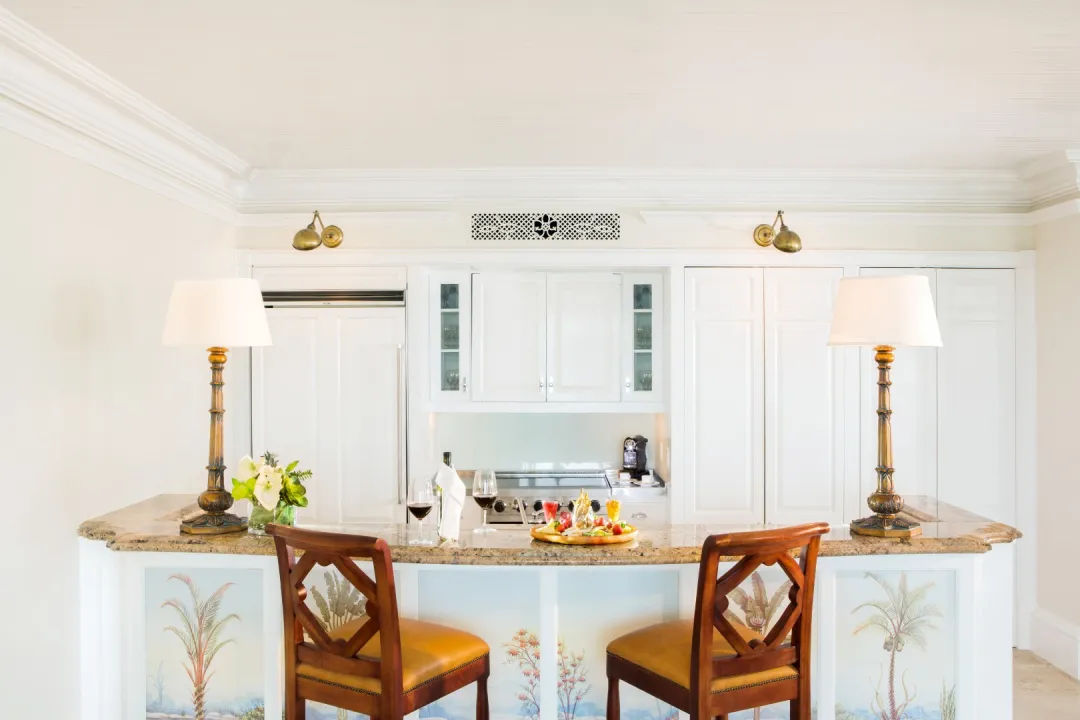 Two Bedroom Pool View - Kitchen
