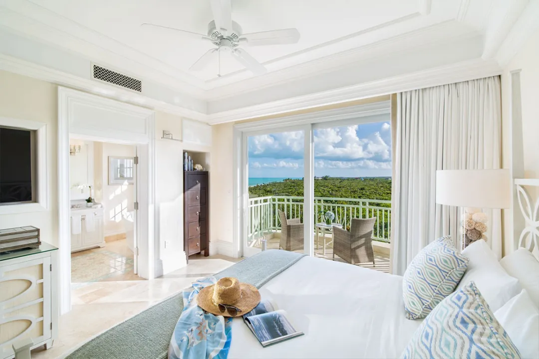 Junior Suite Partial Ocean View - Bedroom with View