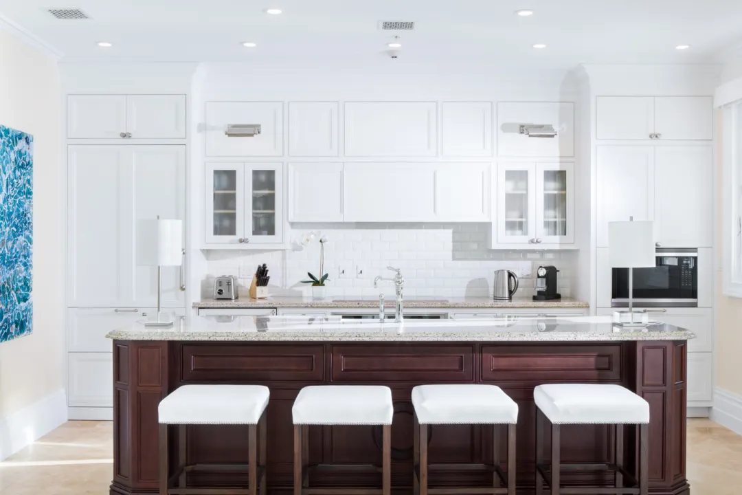 One Bedroom Ocean Front Deluxe - Kitchen