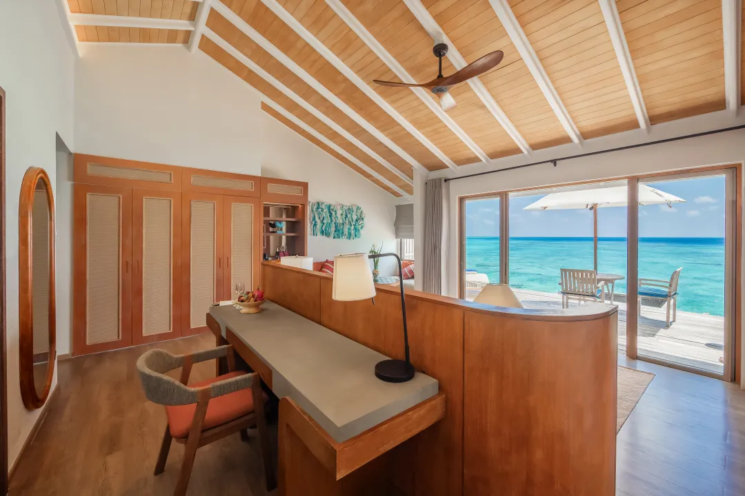 NH_Collection_Maldives_Reethi_Resort_Room_Over_Water_Villa_2