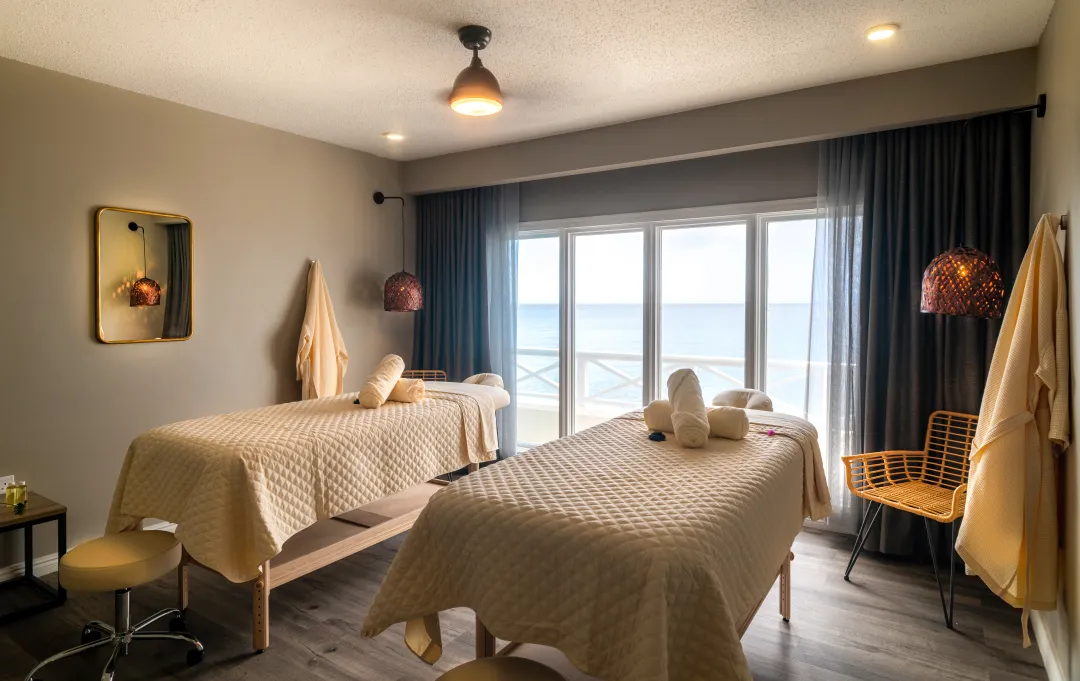 Fort Young Hotel and Dive Resort - Spa