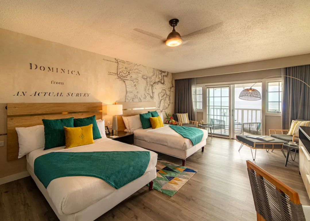 Fort Young Hotel and Dive Resort - Oceanfront Junior Suite - Twin Beds