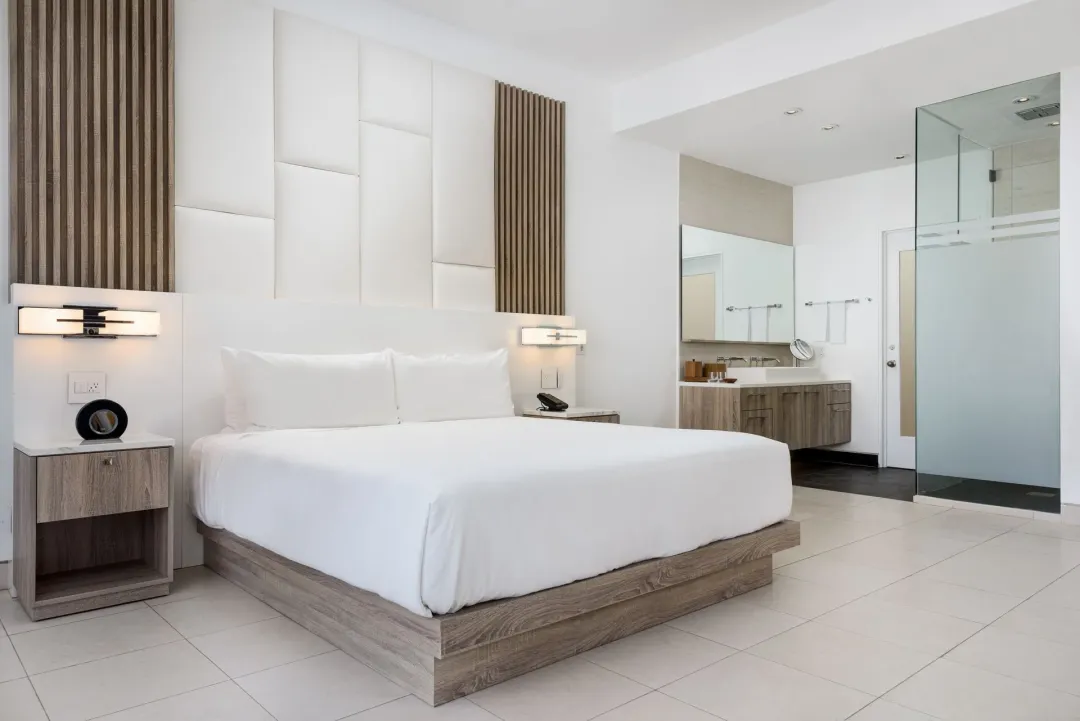 Pool View Studio - Bedroom