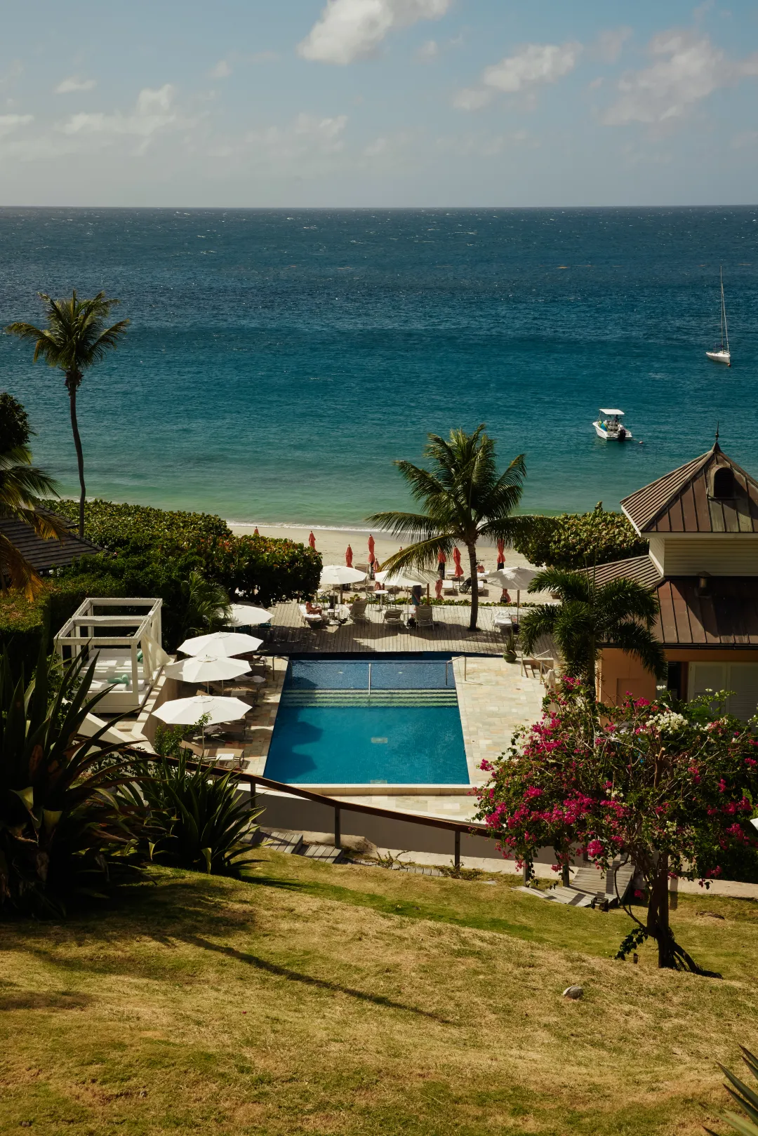 BodyHoliday - Pool Aerial View