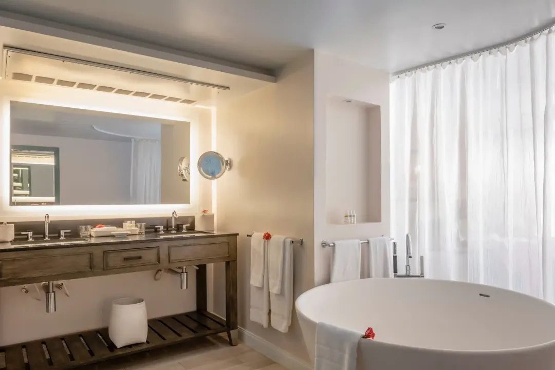Ocean Junior Suite - Bathroom