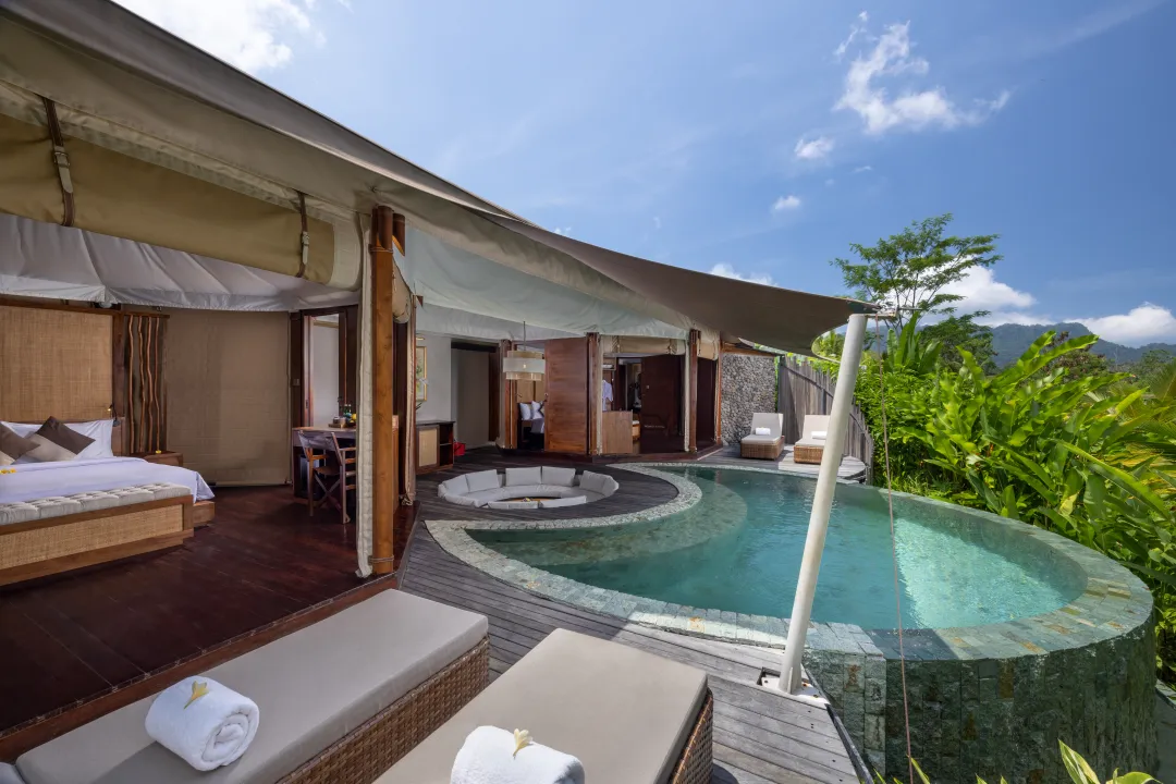 Family Pool Tent - Pool View