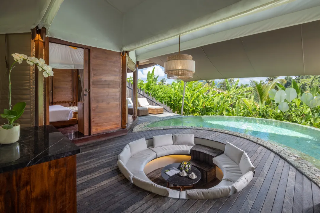 Family Pool Tent - Sunken Living Aeria