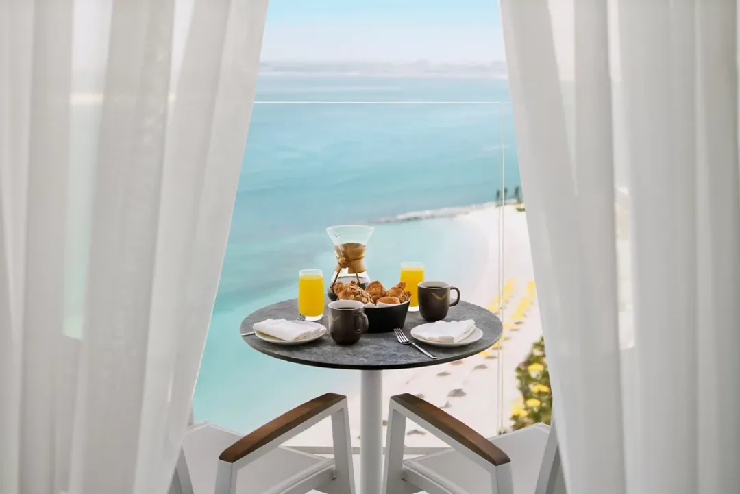 Movenpick Marjan Island - Premium Beach and Pool Room -Balcony