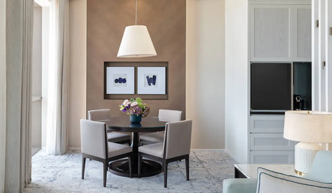 Address Beach Resort Fujairah - Executive Ocean View Suite - Living Area & Dining Area